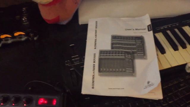 Behringer BCR2000 смотреть онлайн