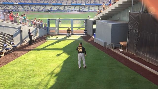 Catcher Pre-Game Warmup Stretches смотреть онлайн