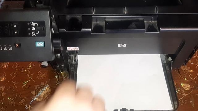 Принтер Hp M1132 не печатает. Ошибка Е0 (замятие бумаги). смотреть онлайн