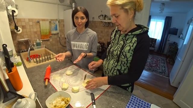140 ч. ВОТ ПЕРЕЕХАЛИ. Булочки "в четыре руки" в хуторе Лебеди. смотреть онлайн
