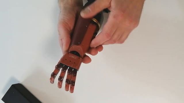 Show & Tell: Diamond Dogs Arm - Dub'ya Makes смотреть онлайн