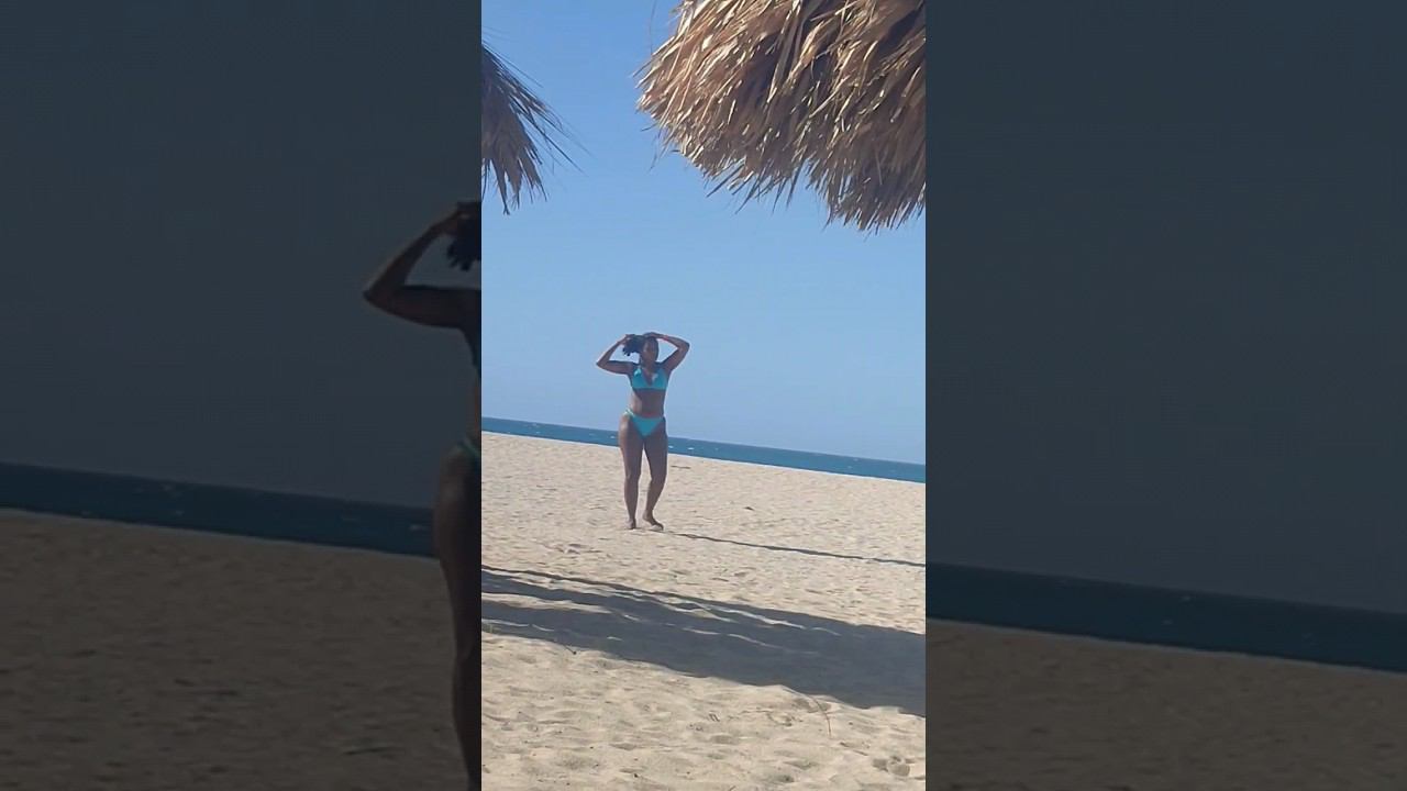 Сочная мулаточка прогуливается по пляжу - Карибское море, остров ️ Маргарита смотреть онлайн