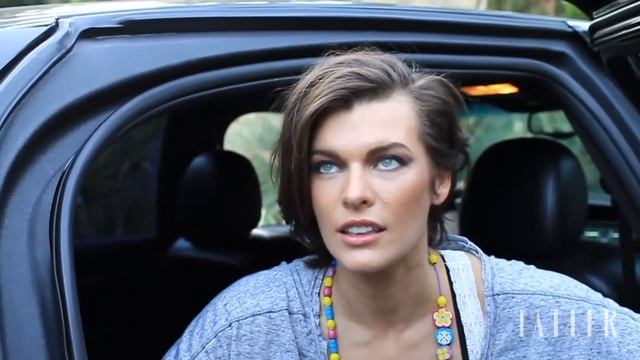 Мила Йовович, "Вы какая?", 2012 смотреть онлайн