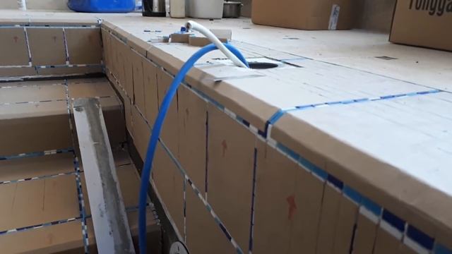 Отделка бассейна мозаикой. Технология облицовки чаши +7 (926) 224-71-44 смотреть онлайн
