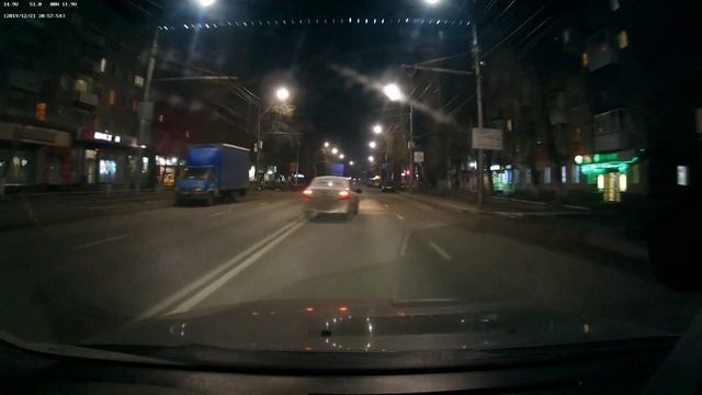 автохам яндекс такси обгон через сплошные и на красный 21.12.2019 смотреть онлайн