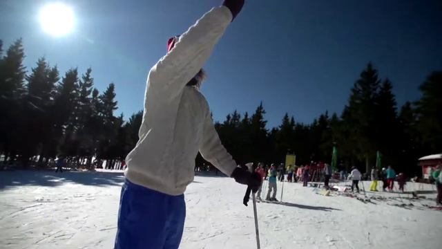 Jakub Kohák na černé sjezdovce v Harrachově смотреть онлайн