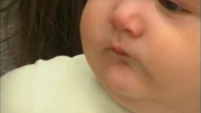 Утренний туалет ребенка. Уход за ребенком. смотреть онлайн