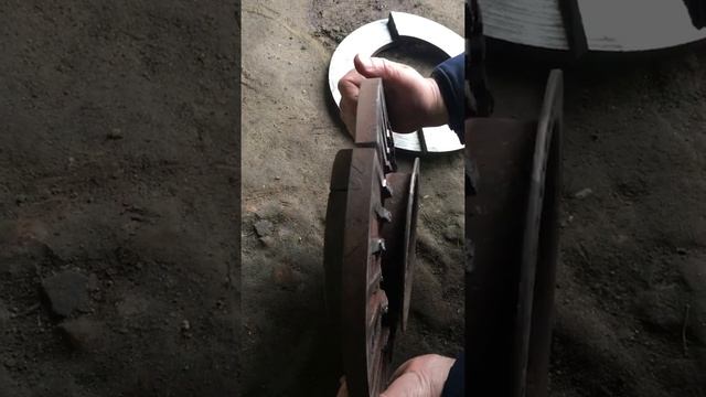 Мицубиси Фусо Кантер Евро 5 замена тормозной диск + замена ротор ABS смотреть онлайн