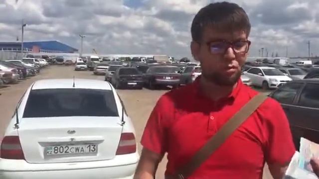 Водитель, заехавший на пешеходный мост, извинился перед астанчанами смотреть онлайн