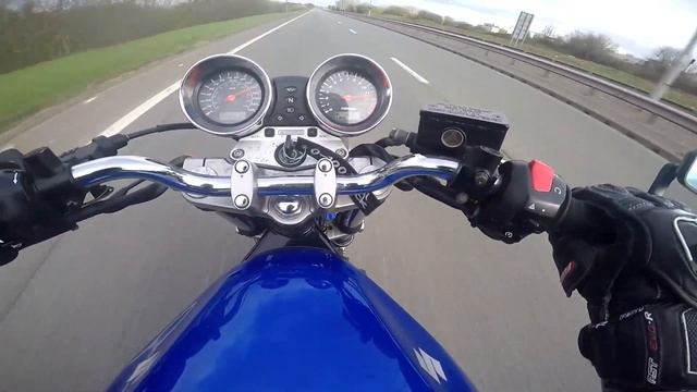 Bandit 600 Acceleration up to 130mph | SC Project Exhaust смотреть онлайн