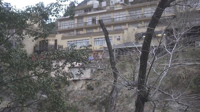 ノスタルジックな温泉街で軽バン車中泊。奥三河の名湯『湯谷温泉』 | TeamSEEKなかむら