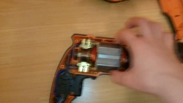 AEG SBE 750 RE смотрим внутренности