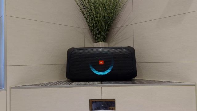 JBL Partybox ON-THE-GO Volume/sound and bass test? смотреть онлайн
