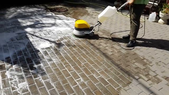 Мойка тротуарной плитки от разного рода загрязнений. смотреть онлайн