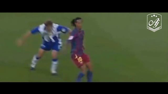 NO- LOOK Passes(A.Karas,Ronaldo,Ronaldinho,Ozil...).