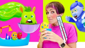 Маша Капуки Кануки заболела! Видео про игры в больничку. Игрушки из мультиков Монсики лечат Машу!