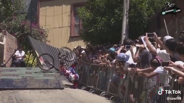 падения на MTB смотреть онлайн