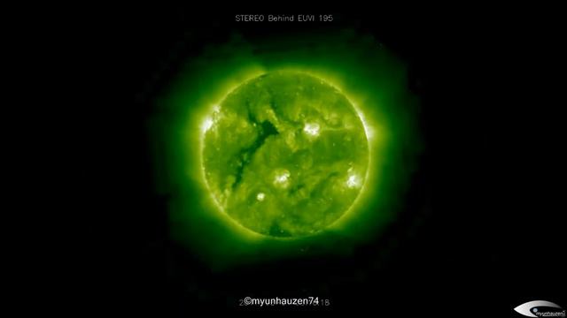 UFO activity in the orbit of the Sun August 31, 2011 - Detailed View (SOHO STEREO Behind EUVI 195) смотреть онлайн