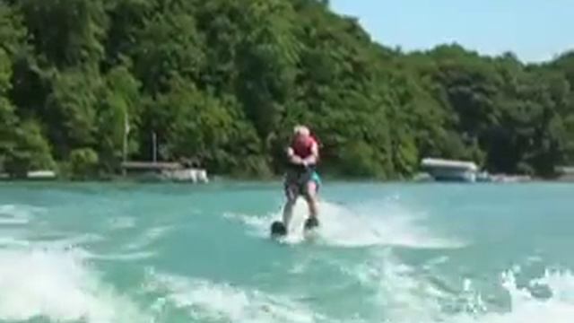 81 year old man water skis on Klinger Lake MI Yeah Paul смотреть онлайн