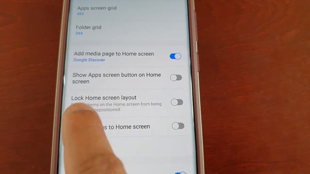 Samsung Galaxy S22 Ultra How to Lock Homescreen Layout to Prevent Widgets & Apps Being Removed смотреть онлайн