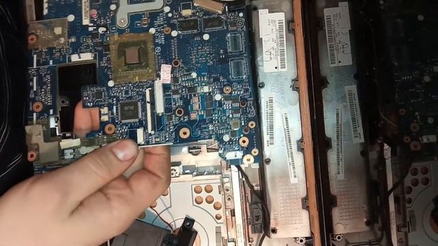 Замена материнки на леново G580