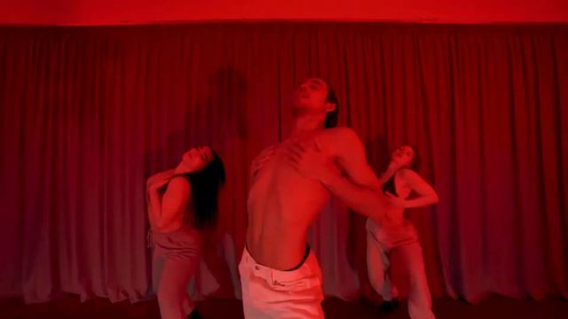 Primadonna - Marina and The Diamonds (Dance Video) смотреть онлайн