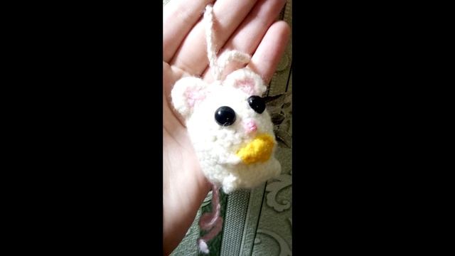 ВЯЗАНАЯ ИГРУШКА. (МЫШКА БУСИНКА)