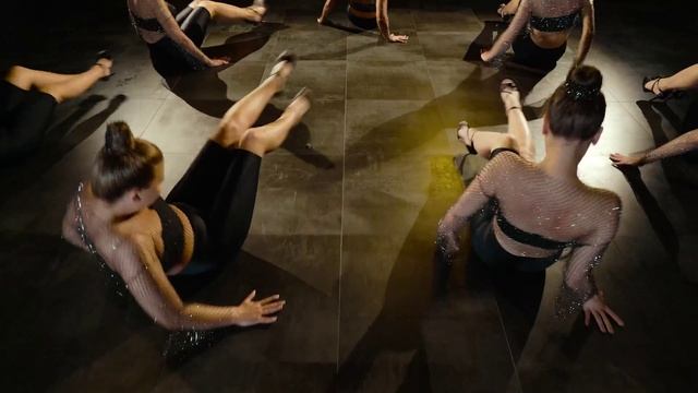клип Race - High Heels танцы на высоких каблуках от студии танцев Divadance смотреть онлайн