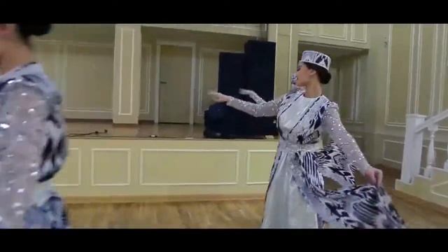 Узбекский танец 8 775 888 40 02 смотреть онлайн