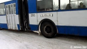 Черкасский троллейбус- Хорошо скользят 29.01.2014