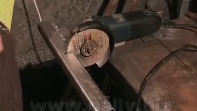 Самодельный фрезерный станок из болгарки своими руками milling machine of angle grinder смотреть онлайн