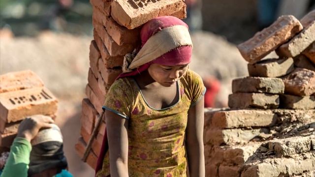 Индия: касты, контрасты, страшная правда о стране смотреть онлайн