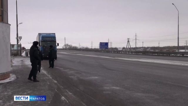 Работники таможенных служб отмечают свой профессиональный праздник смотреть онлайн