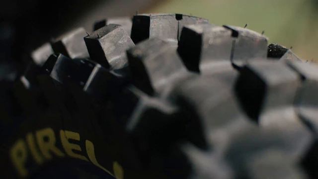 Monster Energy Yamaha Factory MXGP & MX2 Teams Intro 2021! смотреть онлайн