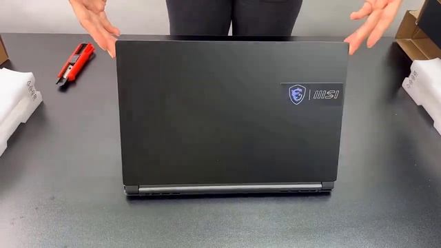 MSI Stealth 15M B12 KUTU AÇILIŞI смотреть онлайн