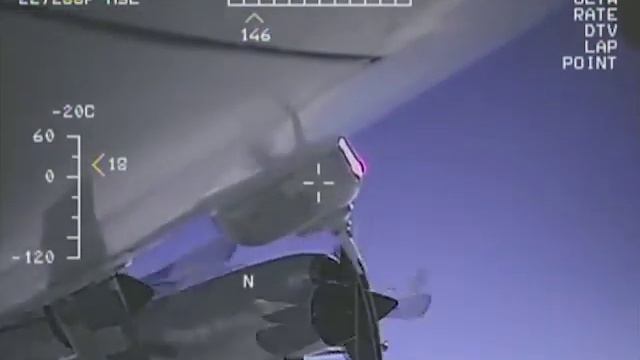 Видео перехвата Су-27 самолета-разведчика США 29.01.2018 смотреть онлайн