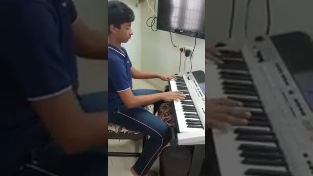 Raja Raja sozhan playing by S. Saithanveer from Sunil School of Music academy смотреть онлайн