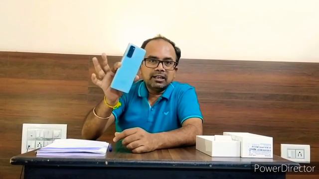 Samsung Galaxy S20 FE KANNADA Unboxing смотреть онлайн