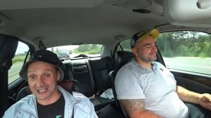 Мопс извинился перед свином и приехал в Киев на пресс-конференцию