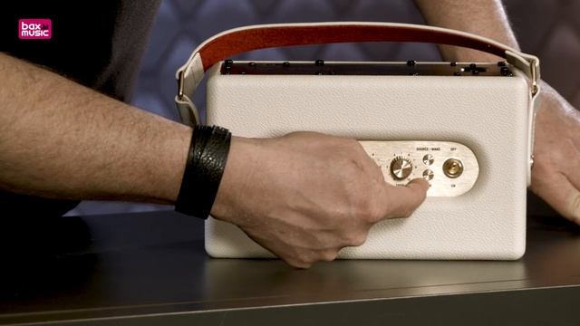 Marshall Lifestyle Kilburn Cream Portable Speaker Review | Bax Music смотреть онлайн