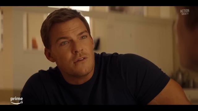 Jack Reacher SLAPS An Arrogant Dude | Reacher