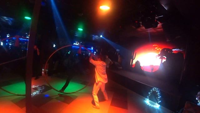 Отмечаем день рекламщика,шоу с обручем,Денчик отжигает смотреть онлайн