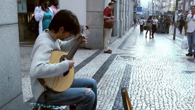 Street Player of Portuguese Guitar in Porto, Portugal смотреть онлайн