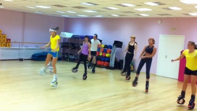 Kangoo Jumps -  финтес программа Kangoo Power,