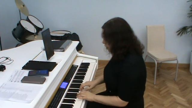 Урок вокала в ЦМД ВДНХ Полное видео занятия 14.11.2023 смотреть онлайн