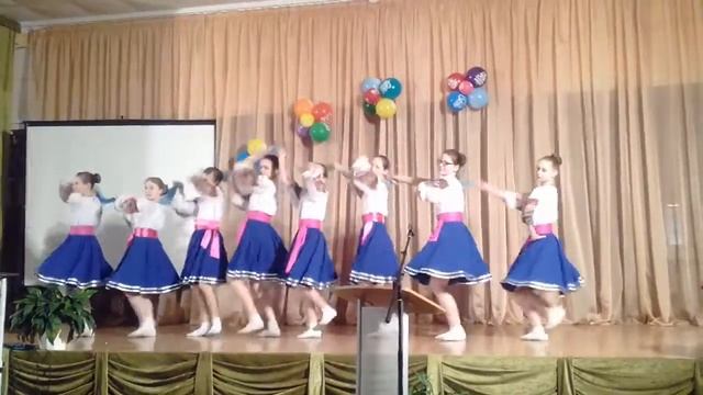 Девчачий пляс.День открытых дверей в школе №2. смотреть онлайн