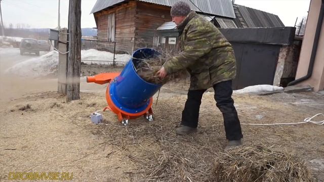 Зернодробилка Шмель 7,5 кВт с сенорезкой смотреть онлайн