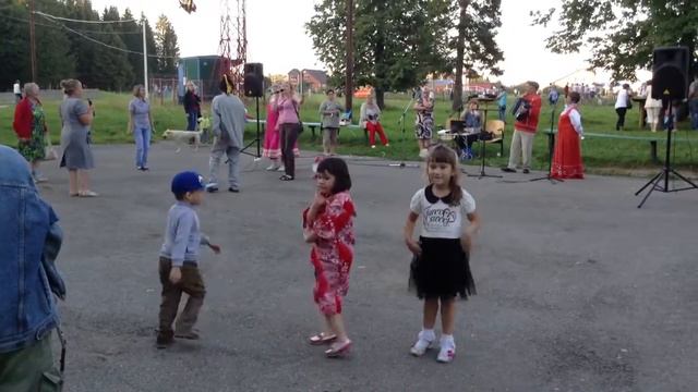 "Играй гармонь 2014" ..Эх, частушечка..) смотреть онлайн