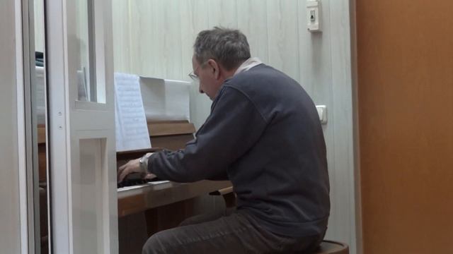 Песня "Семь дней до Покрова" Иванова Николая в его исполнении смотреть онлайн