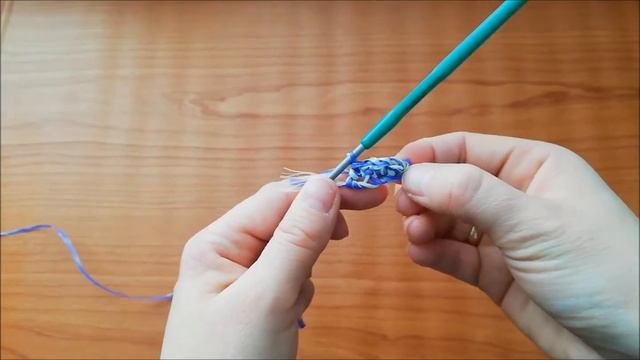 ВЯЖЕМ ручку для мочалки. ДЛЯ НАЧИНАЮЩИХ! КРЮЧОК! смотреть онлайн